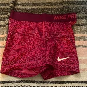 Nike pro